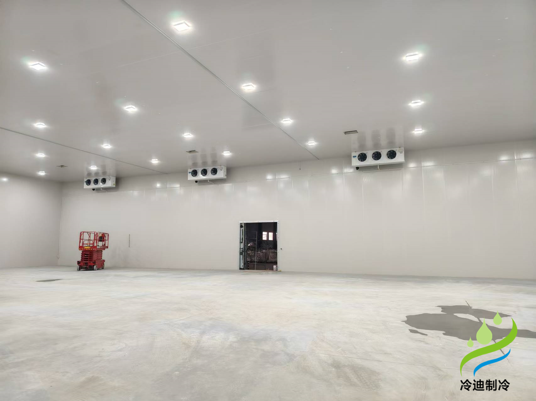 安裝1000平方米冷庫造價大概多錢一平米？